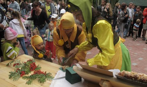 Katram pa gabaliņam no lielā Svētku klinģera